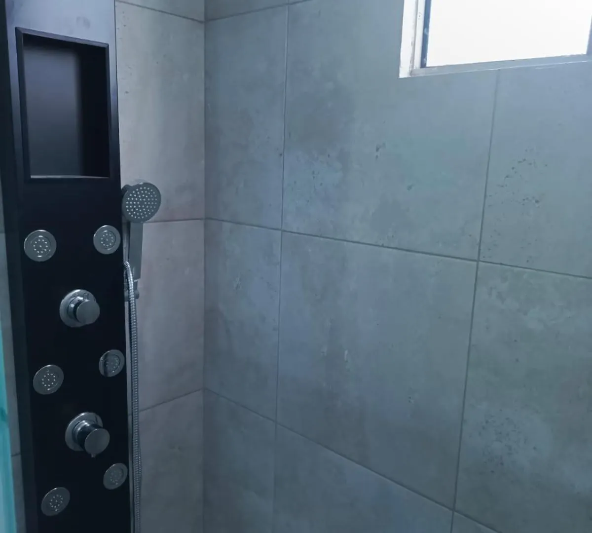 Spacious Private Rooms Close To American Embassy Quito Ecuador