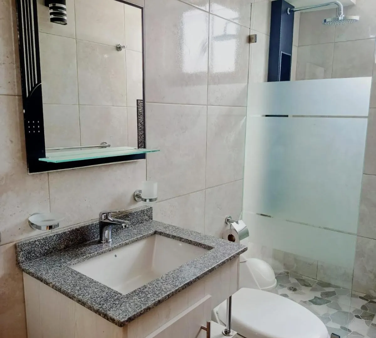 Spacious Private Rooms Close To American Embassy Quito 0*,  Ekvador