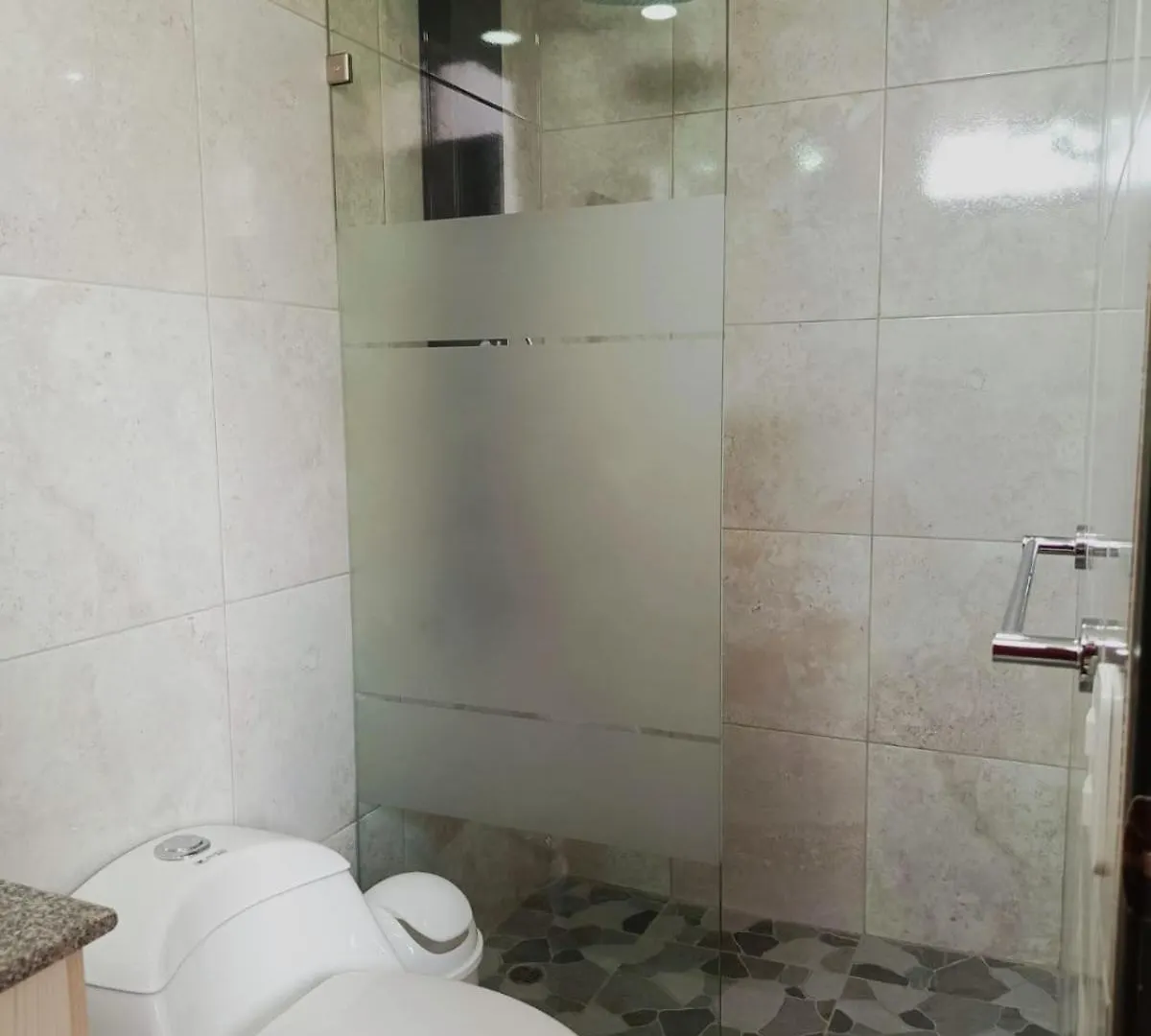 Homestay Spacious Private Rooms Close To American Embassy Quito Ecuador